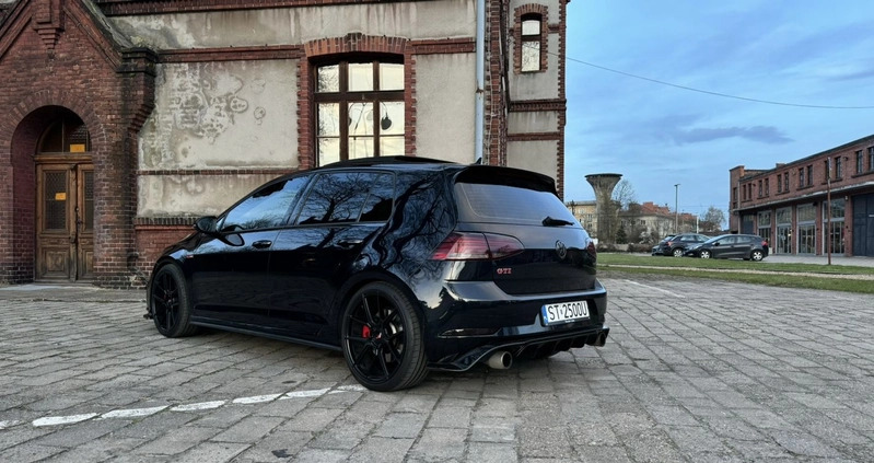 Volkswagen Golf cena 82000 przebieg: 54000, rok produkcji 2019 z Tychy małe 154